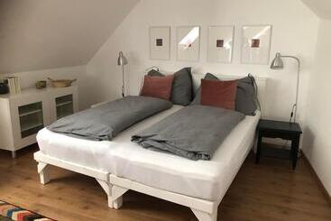 Turist apartmanları Apartment Zum Roten Tor