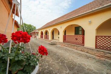 Pensión Fűzfa Vendégház