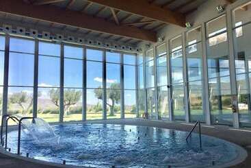 Отель Balneario De Gravalos