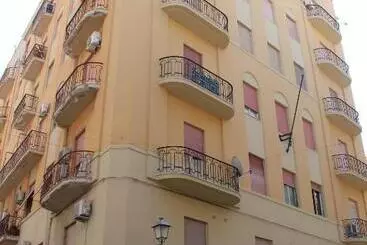 ベッドアンドブレックファースト La Maison Del Sole