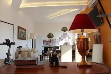 تختخواب و صبحانه La Maison Del Sole