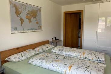 Turistihuoneistot Ferienwohnung Alpennestchen Tschagguns