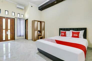 酒店 Spot On 90882 Sari Homestay