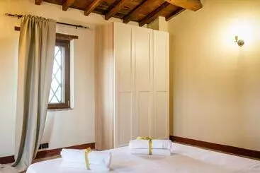 آپارتمان‌های توریست‌ها Villaluce Wine Agriturismo
