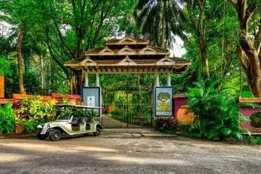 Resort Kairali   The Ayurvedic Healing Village