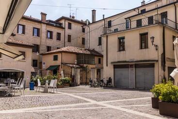 آپارتمان‌های توریست‌ها Trevisohome La Torre