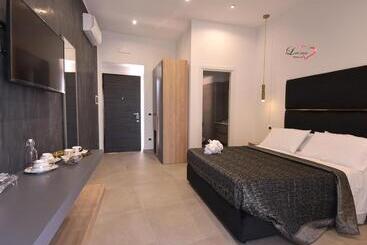 Bed and Breakfast Love Inn