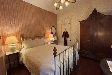 Retkeilymaja American River Inn
