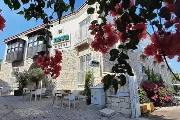 هتل Neva  Alaçatı