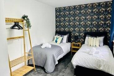 شقق خاصة سياحية Lady Wilson Apartment By Klass Living Airdrie