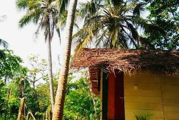 הוסטל Hidden Well Hiriketiya