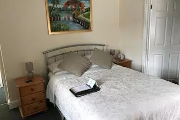 Bed and Breakfast Bron Menai Guest House