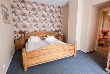 בית מלון כפרי Centrum25