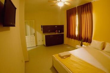 בית מלון כפרי Gold Twins Boutique