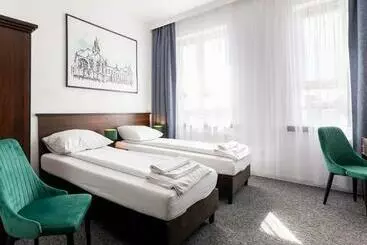 호텔 I Restauracja Nad Jeziorem