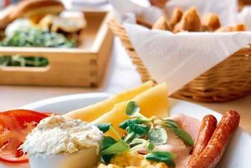 هتل Nowa Zatoka Centrum Art & Business