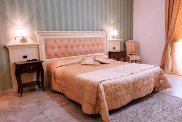 Regina Di Saba   Hotel Villa Per Ricevimenti