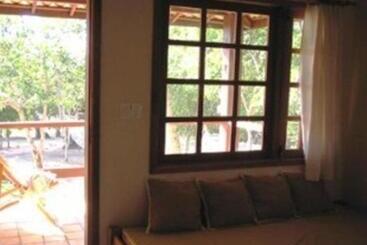 Hostel Pousada Araçás Village