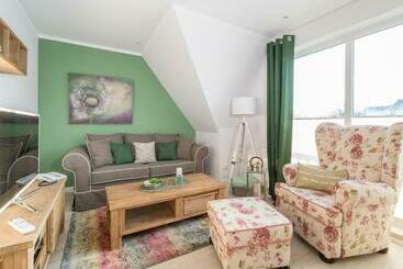 Turistlägenheter Spo Beach House Am Strand Appartement Spo Beach House No 3