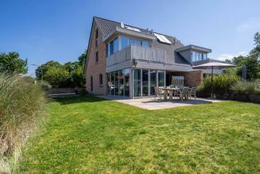 Turistlägenheter Strandburg Spo Ferienhaus Strandburg Spo   3