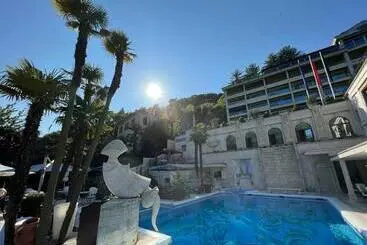 ツーリストアパートメント Platinum Suite