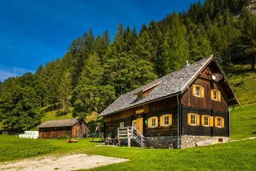 דירות לתיירים Hauserlhütte