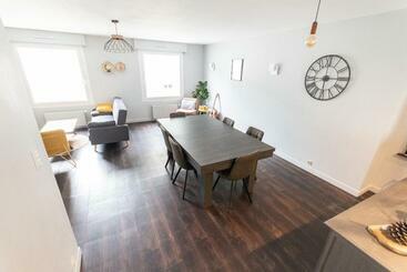 游客公寓 La Bigote Ideal Groupe 6 Chambres Billard Terrasse