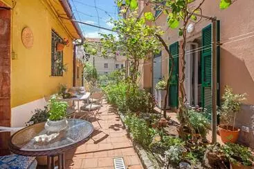 Turistihuoneistot Un Oasi Al Mare