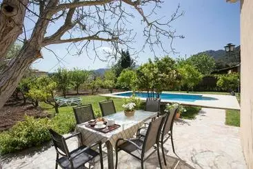Turista apartmanok Charming Villa On Outskird Of Pollensa, Special Prices Car Hire For The Guests