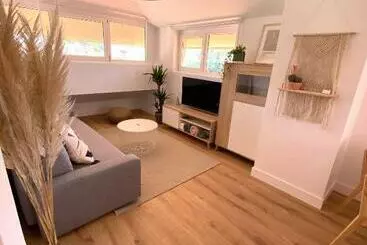 Tourist flats Dania Home Esteiro