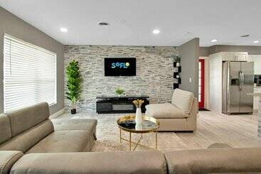 شقق خاصة سياحية Pet Friendly Home With Large Backyard