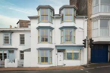 Apartamente turistice One Sandringham Boutique Seaside Home In Ilfracombe