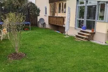 ツーリストアパートメント Familys Nest Chiemsee
