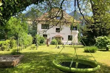 Turist apartmanları Ferienwohnung Landhaus Zum Sonnenschein