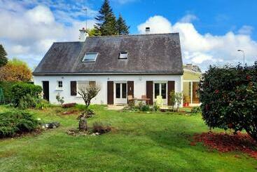 Turistlejligheder Maison Familiale Avec Grand Jardin   Proche Mer