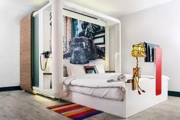 Hotel The Corner London City