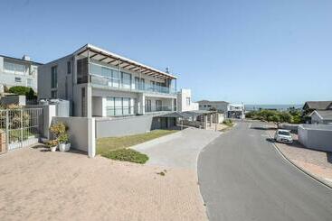 Vakantie-appartementen 21 Flamingo House