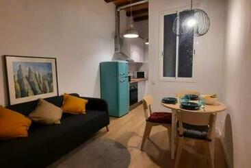 Жильё для туристов Modern 1 Bedr In Born Area Near Picasso Museum