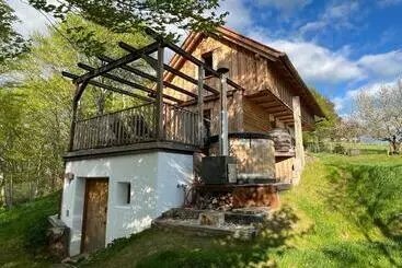 ツーリストアパートメント Kellerstöckl Hütter