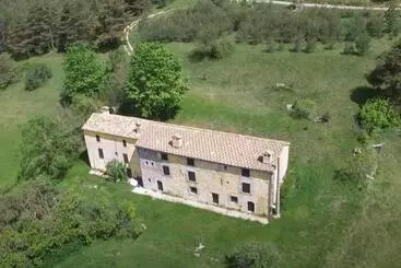 Turistihuoneistot La Grande Maison Dans La Prairie