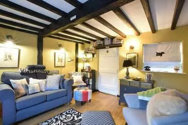 ツーリストアパートメント Cherry Tree Cottage, Woodbridge