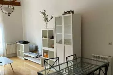 Ferienwohnungen Encantador Piso En La Antigua Casa De Correos