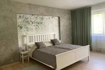 ツーリストアパートメント Family Provence Mikulov