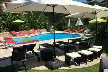 Appartamenti turistici Villa Les Yuccas   Pool   Sea View