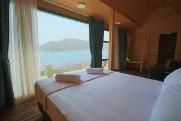 Ferienwohnungen Sea View Bungalow W Pier And Terrace In Bozburun