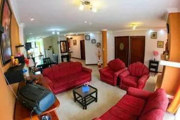 آپارتمانهای توریستها Departamento Amoblado En La Ciudad De Loja