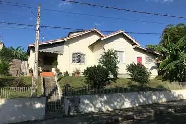 ツーリストアパートメント Casa Aconchego No Centro De águas
