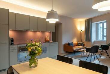 Ferienwohnungen Chasa Fent, Sent Scuol Im Engadin