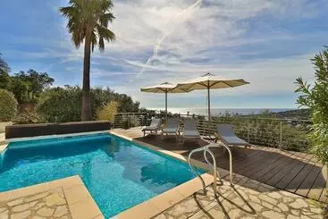 Vakantie-appartementen Ferienhaus Petites Maures, Meerblick Und Eigener Pool