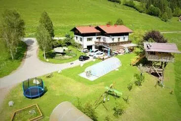 Apartaments turístics Schöne Ferienwohnung Im Naturpark Grebenzen